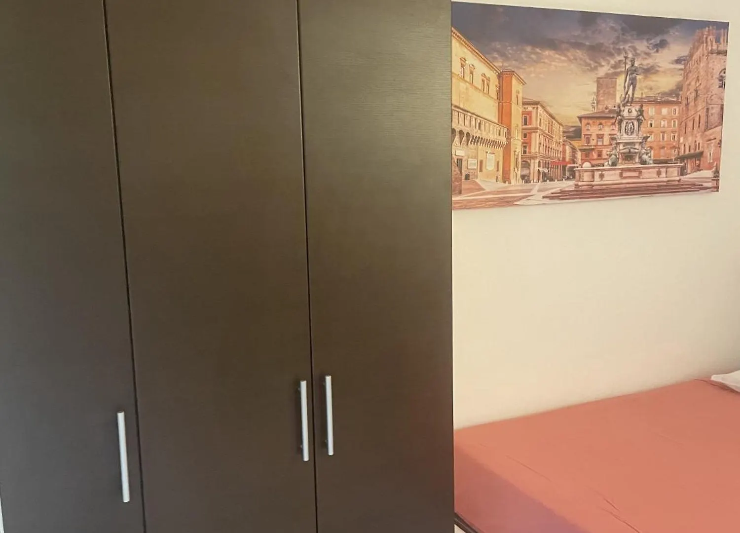 STOP&GO STATION BOLOGNA house self check-in Stazione AV 0*,