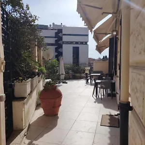 Domus Aurea And Apartment Rome